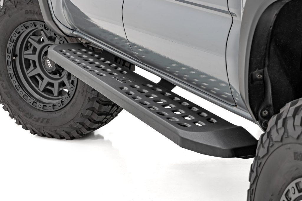 Rough Country RPT2 Running Board Double Cab Black Toyota Tacoma 2WD/4WD (2016-2023)