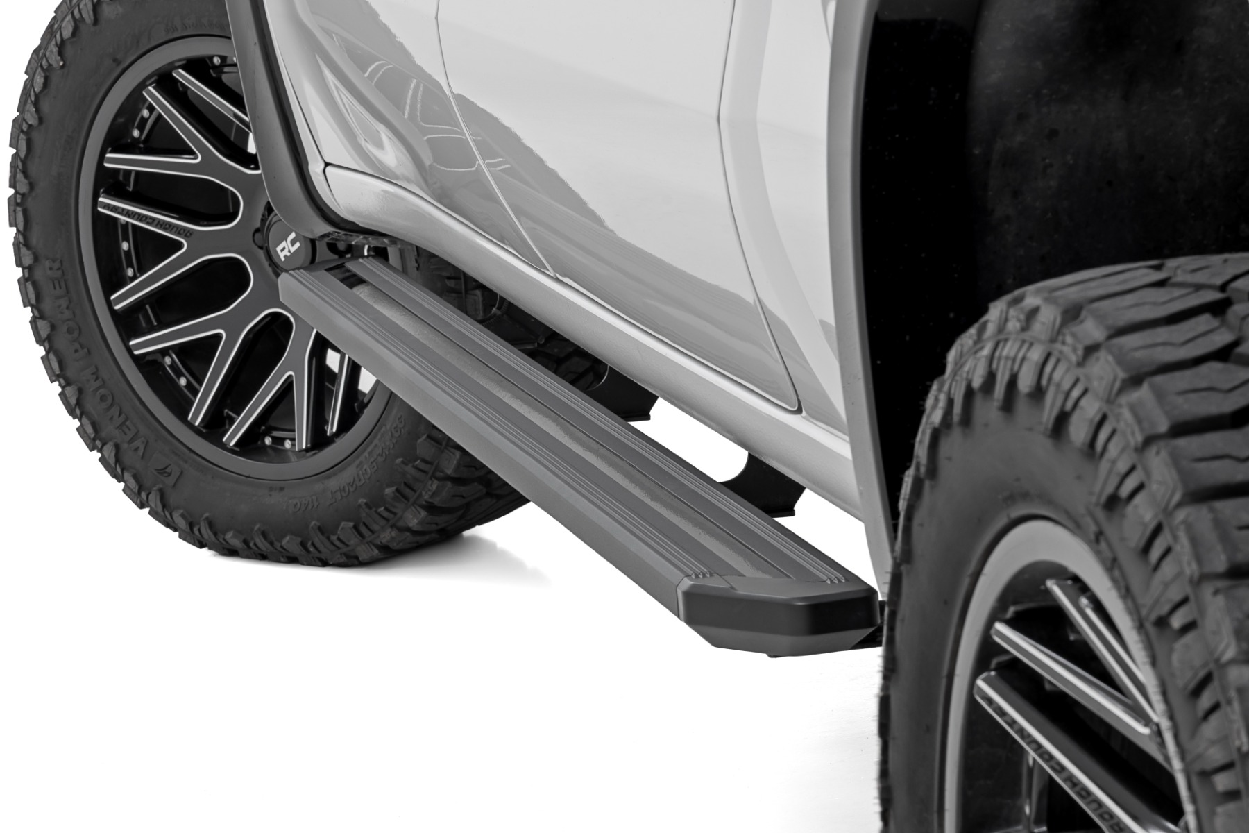 Rough Country Multi-Color LED Running Boards Crew Cab Chevy/GMC 1500/2500HD/3500HD (19-26)