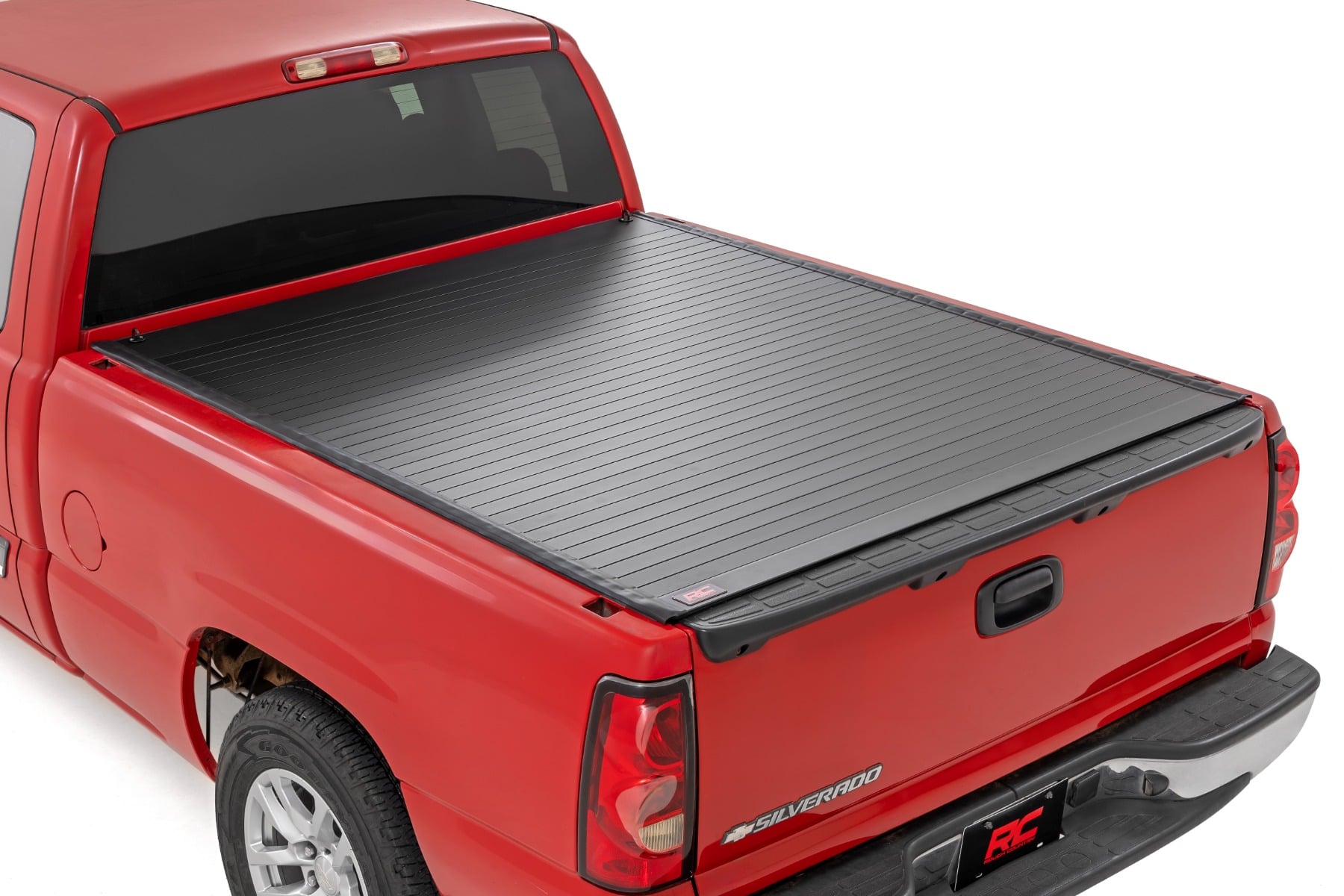Rough Country Hard Roll Up Bed Cover 6β7β³ Bed Chevy/GMC 1500 (00-06 & Classic)