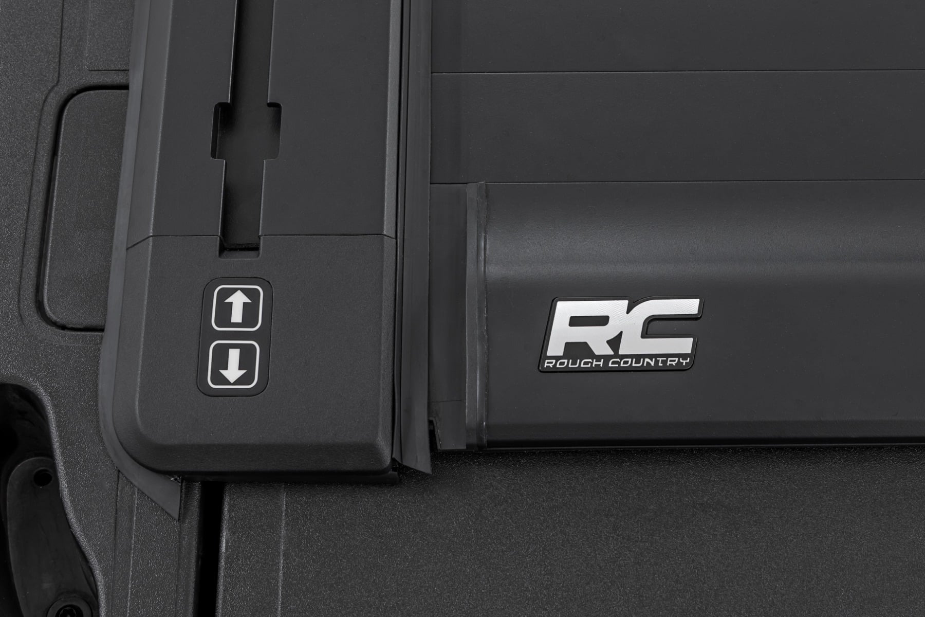 Rough Country Powered Retractable Bed Cover 6β10β Bed Ford F-250/F-350 Super Duty (17-26)