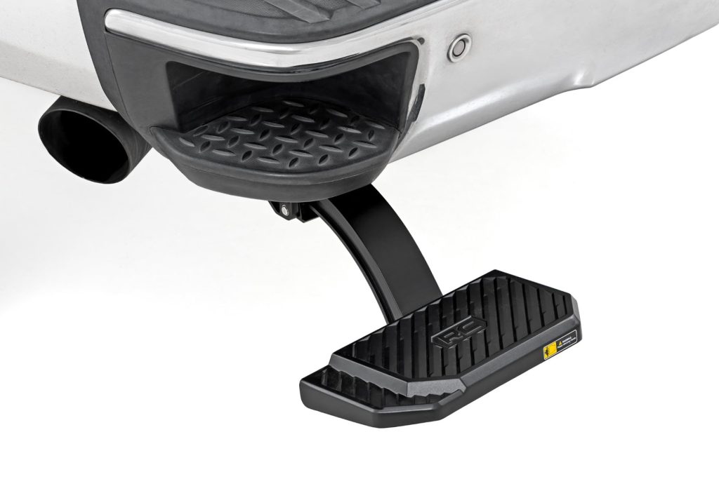 Rough Country Retractable Bed Step Manual Pull Chevy/GMC 1500 (14-18 & Classic)