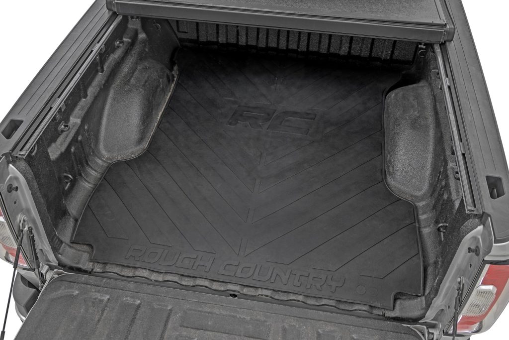 Rough Country Bed Mat 5′ Bed RC Logo Chevy/GMC Canyon/Colorado 2WD/4WD (2015-2022)