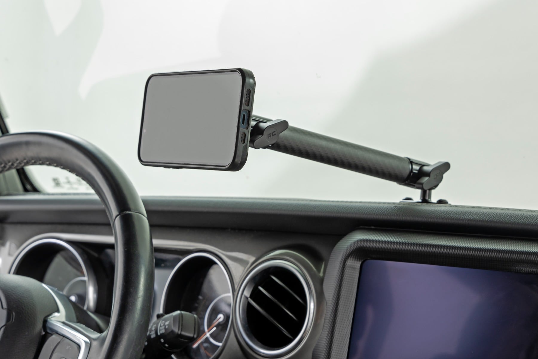 Rough Country Dash Mount 8″ Mount Kit Jeep Gladiator JT/Wrangler JL 4WD (2018-2026)