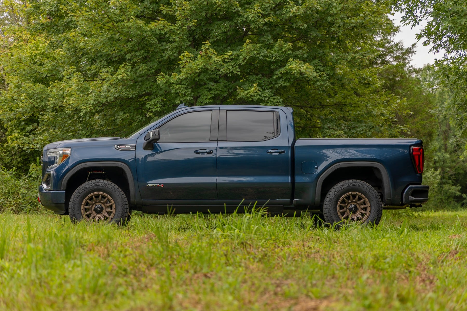 Rough Country 3.5 Inch Lift Kit GMC Sierra 1500 2WD/4WD (2019-2024)
