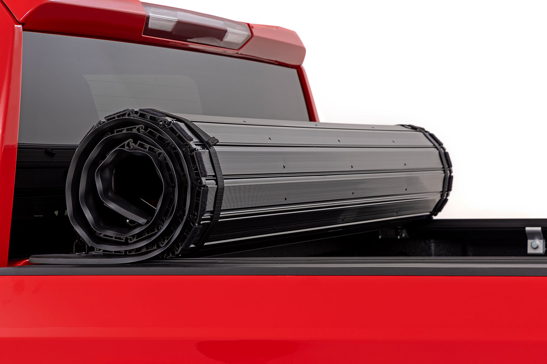 Rough Country Hard Roll Up Bed Cover 6β7β³ Bed Chevy/GMC Sierra 1500 (19-26)/Silverado 1500 (19-26)