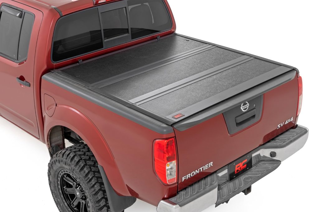 Rough Country Hard Low Profile Bed Cover 5′ Bed Cargo Mgmt Nissan Frontier (05-21)