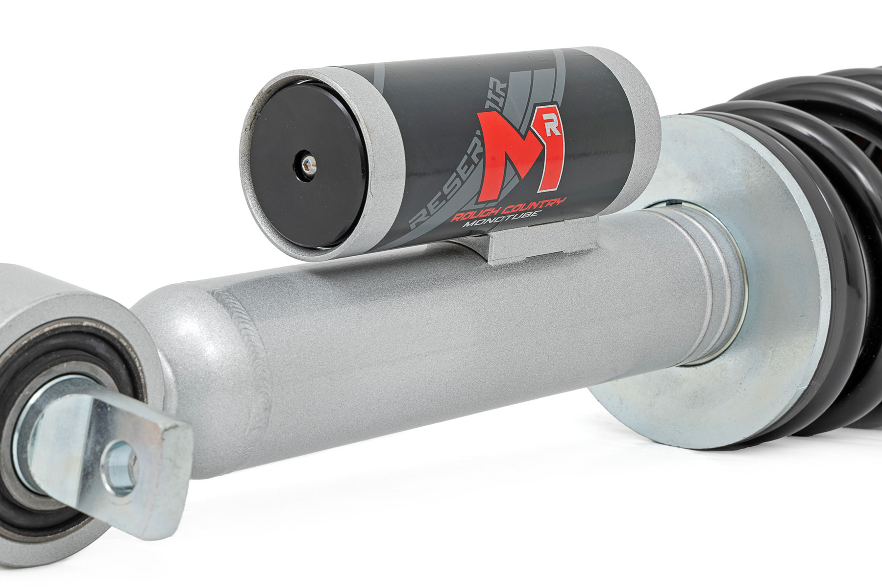 Rough Country M1R Reservoir Loaded Struts Adjustable Height Front 5 Inch Ford Bronco (21-26)