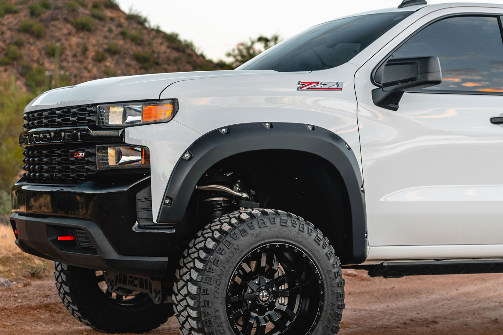 Rough Country Pocket Fender Flares G42 White Sands Chevy Silverado 1500 2WD/4WD (22-26)