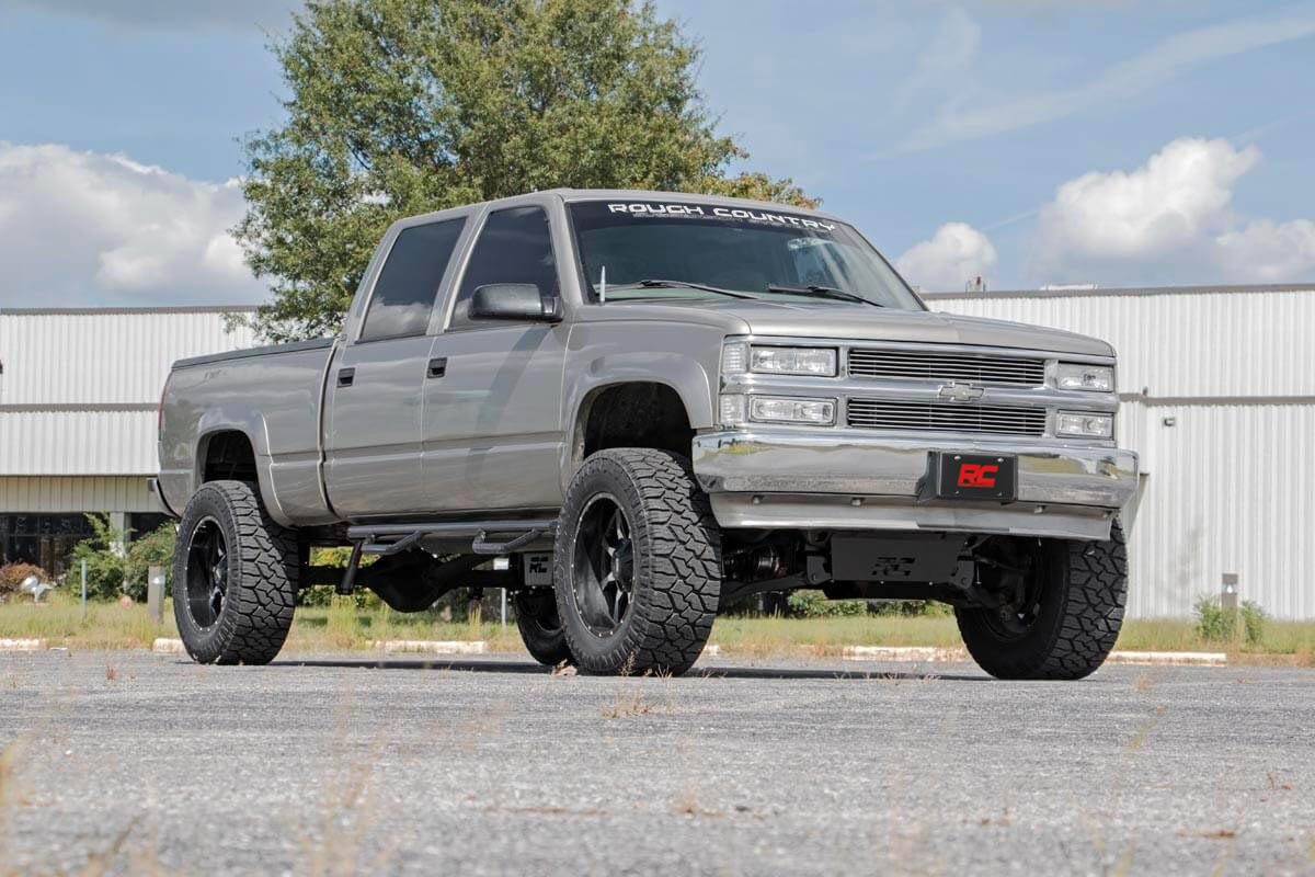 Rough Country 6 Inch Lift Kit 8-Lug Chevy/GMC 3/4-Ton Suburban/C2500/K2500 Truck/C3500/K3500 Truck (88-00)