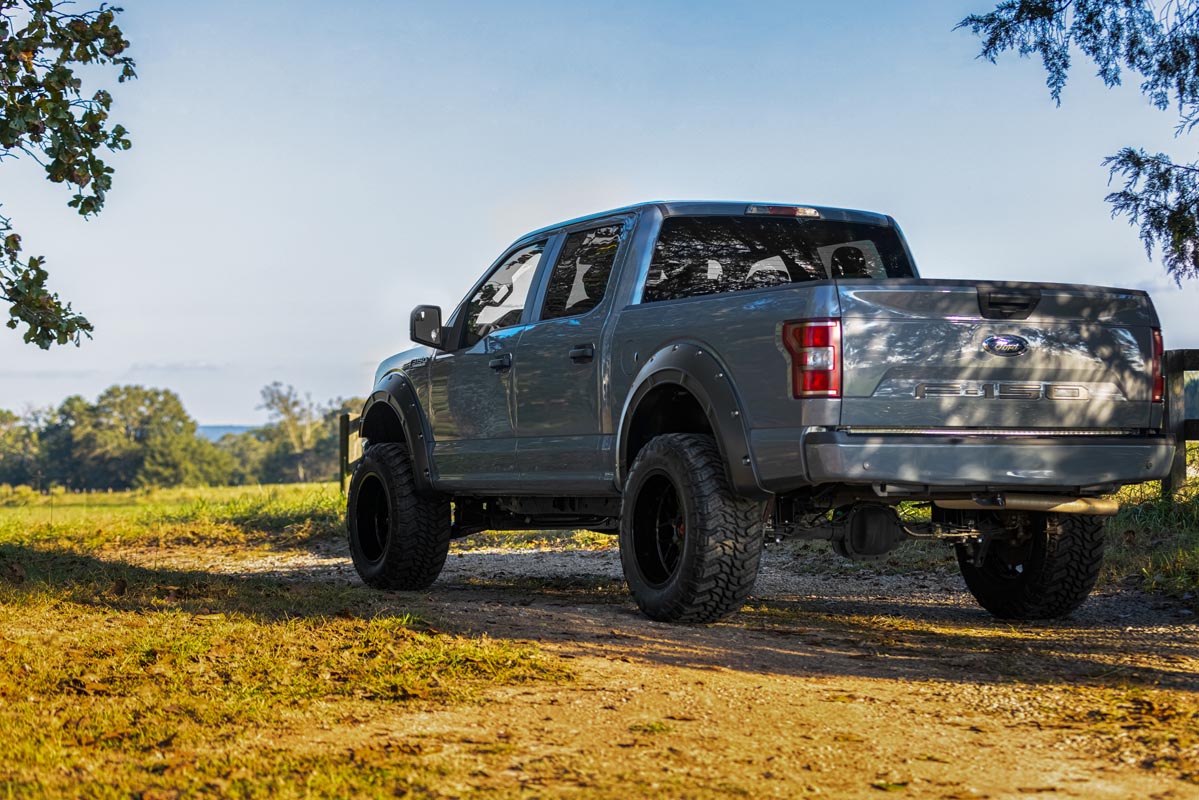 Rough Country Defender Fender Flares JS Iconic Silver Ford F-150 2WD/4WD (2015-2020)