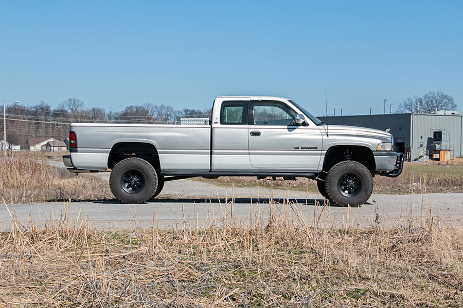 Rough Country 3 Inch Lift Kit M1 Ram 2500 4WD (1994-2002)