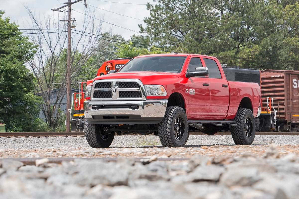 Rough Country 5 Inch Lift Kit FR Spacer Radius Arm Drop Ram 2500 4WD (2014-2018)