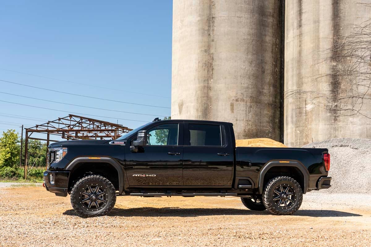 Rough Country 3 Inch Lift Kit Vertex Chevy/GMC 2500HD/3500HD (20-26)