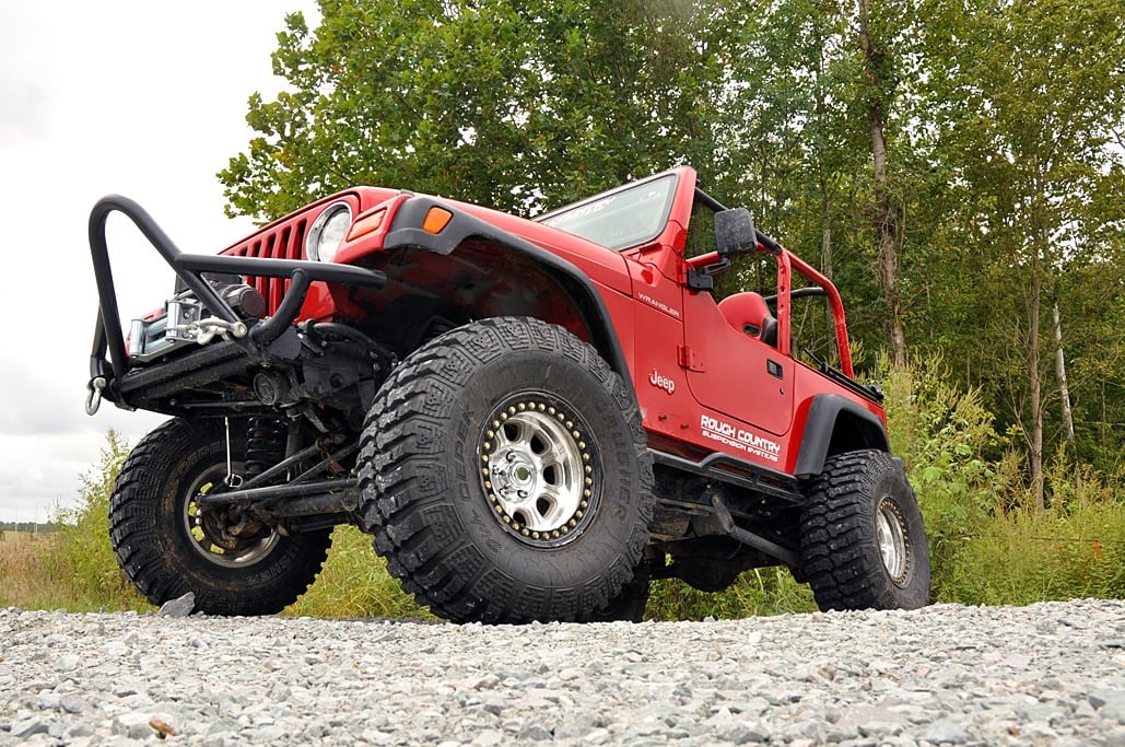 Rough Country 4 Inch Lift Kit Long Arm Jeep Wrangler TJ 4WD (1997-2006)