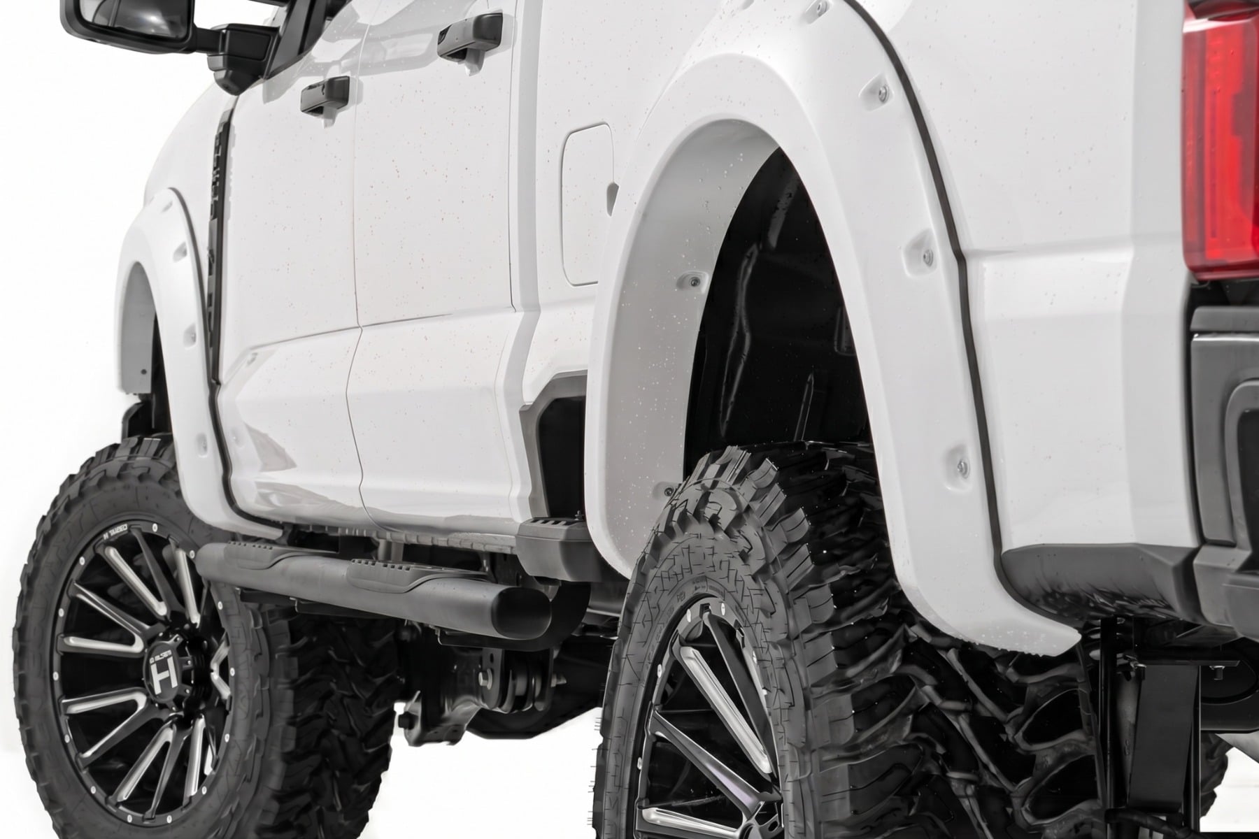 Rough Country Pocket Fender Flares Z1 Oxford White Ford F-250/F-350 Super Duty (23-26)