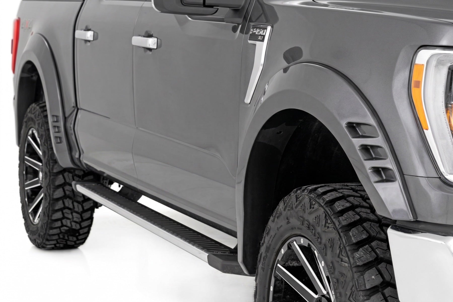 Rough Country SF1 Fender Flares M7 Carbonized Gray Ford F-150 2WD/4WD (2021-2026)
