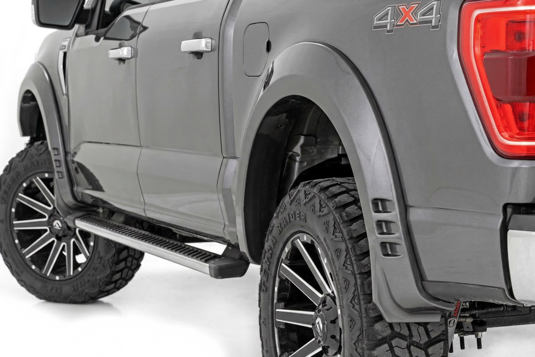 Rough Country SF1 Fender Flares D1 Stone Gray Ford F-150 2WD/4WD (2021-2026)