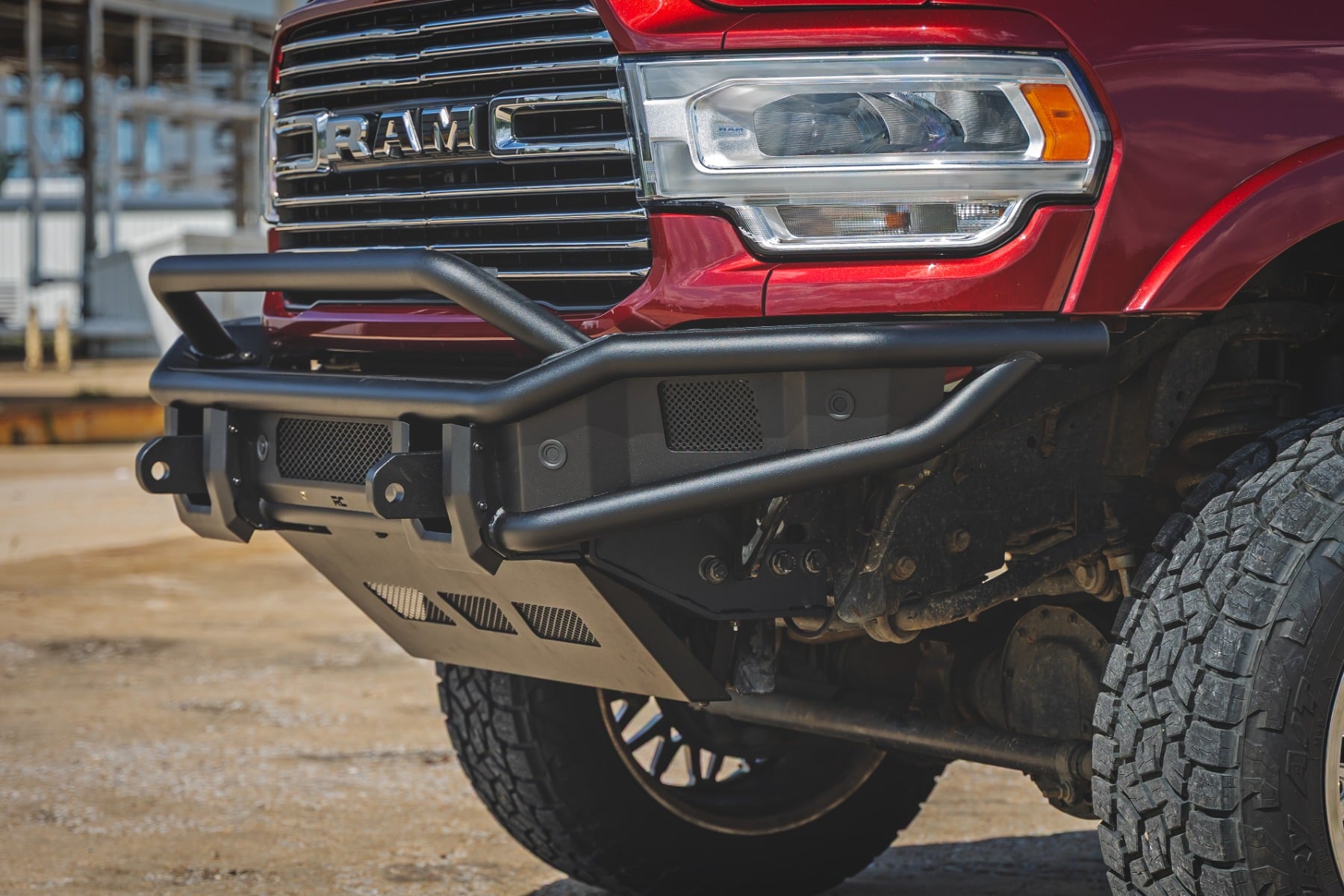 Rough Country Front Bumper Tubular Ram 2500/3500 2WD/4WD (2019-2026)