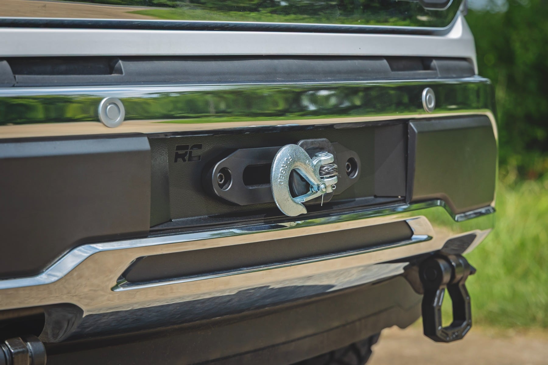 Rough Country Hidden Winch Mount V8 Only Ford F-150 4WD (2021-2026)