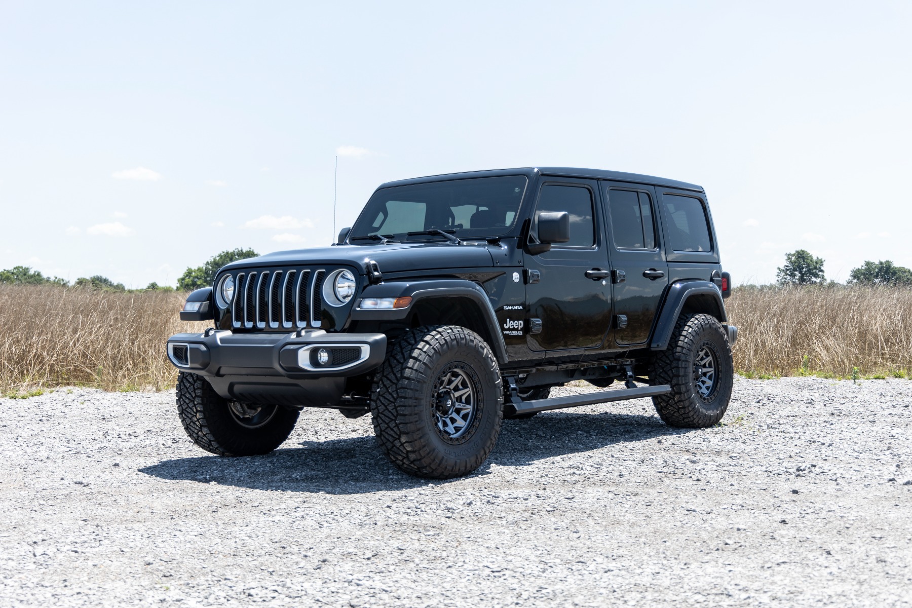 Rough Country 2.5 Inch Lift Kit Coils V2 Jeep Wrangler Unlimited 4WD (2024-2026)