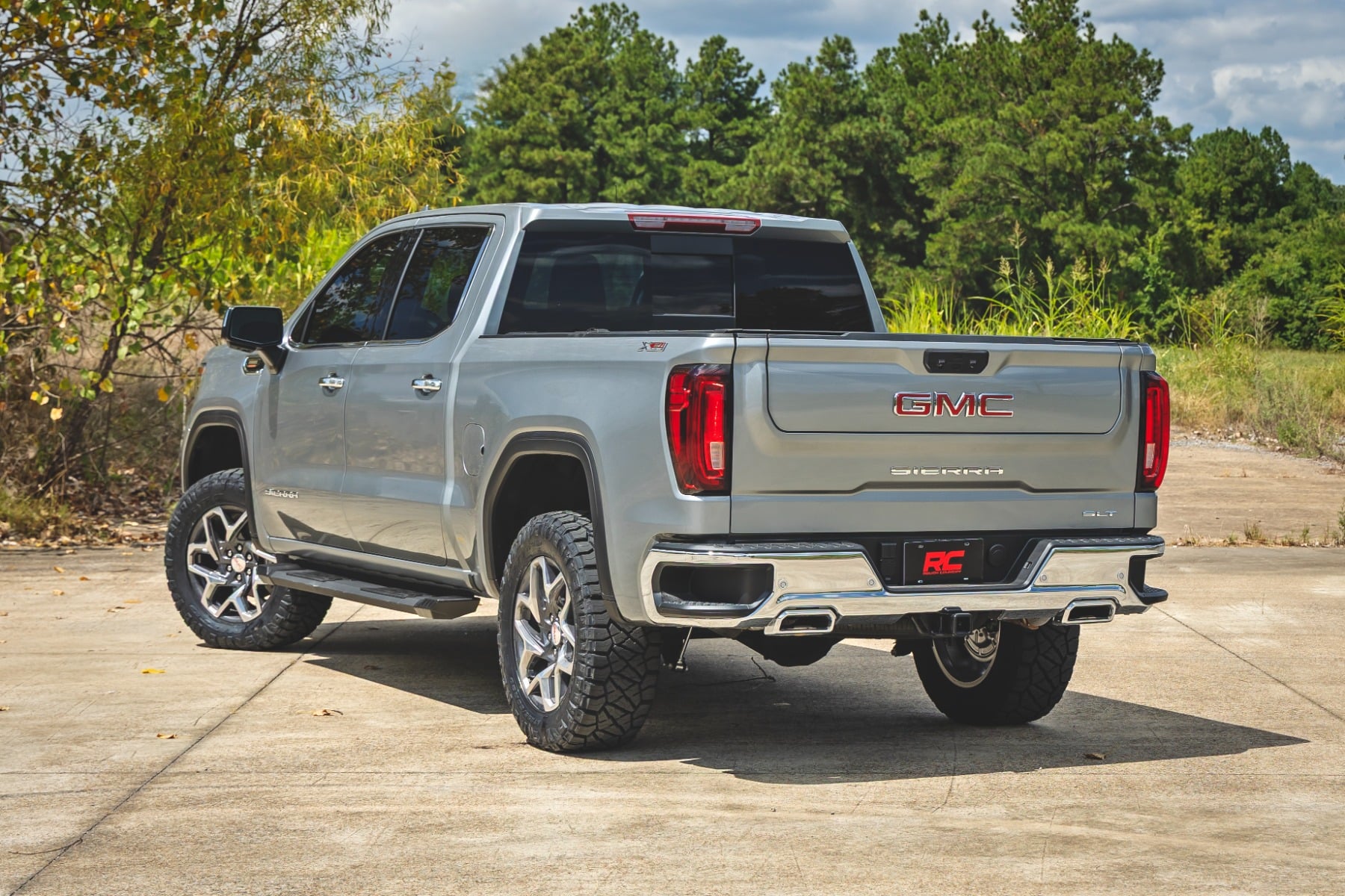 Rough Country 3.5 Inch Lift Kit Vertex/V2 GMC Sierra 1500 2WD/4WD (2025-2026)