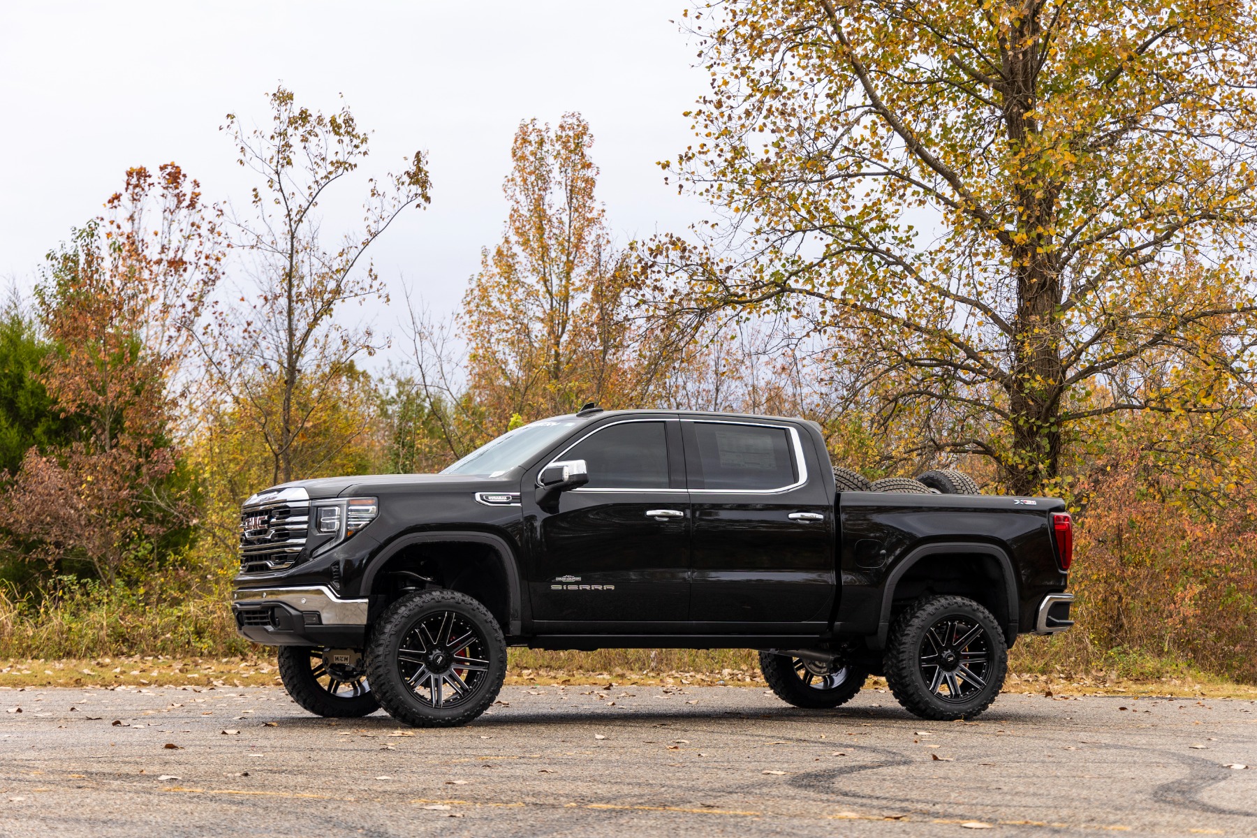 Rough Country 6 Inch Lift Kit Mono Leaf Rear Diesel GMC Sierra 1500 2WD (2025-2026)