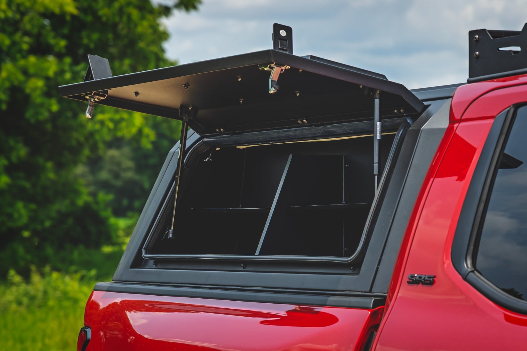 Rough Country Bed Cap Side Shelf Storage Bin Passengers Side Toyota Tacoma (24-26)
