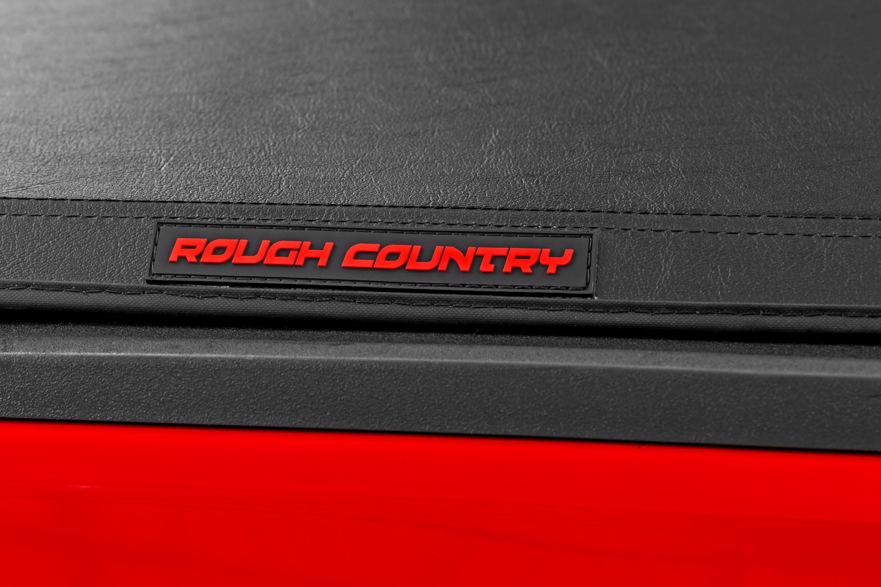 Rough Country Soft Tri-Fold Bed Cover 5β² Bed Jeep Gladiator JT 4WD (2020-2026)