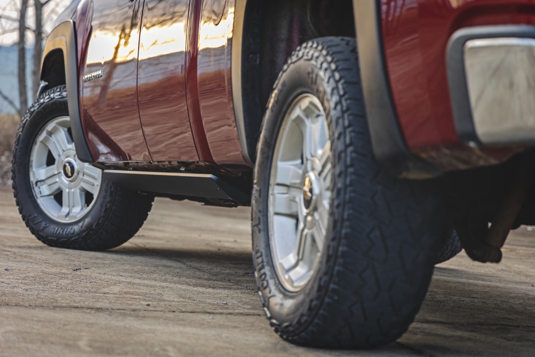 Power Running Boards | HT-Series | Double Cab | Chevy/GMC 1500/2500HD/3500HD (14-18) - Image 4