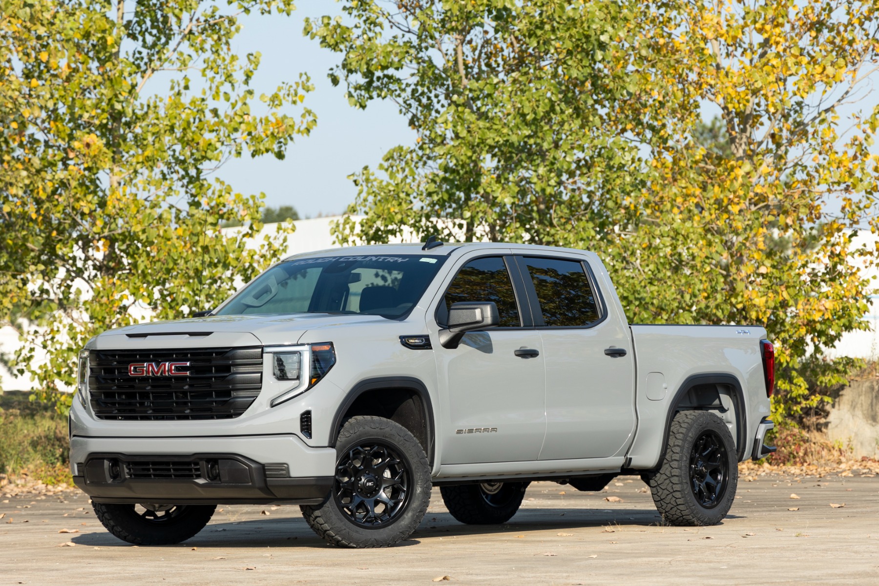 Rough Country N3 Leveling Struts 2 Inch Loaded Strut Chevy/GMC Sierra 1500 (19-26)/Silverado 1500 (19-26)