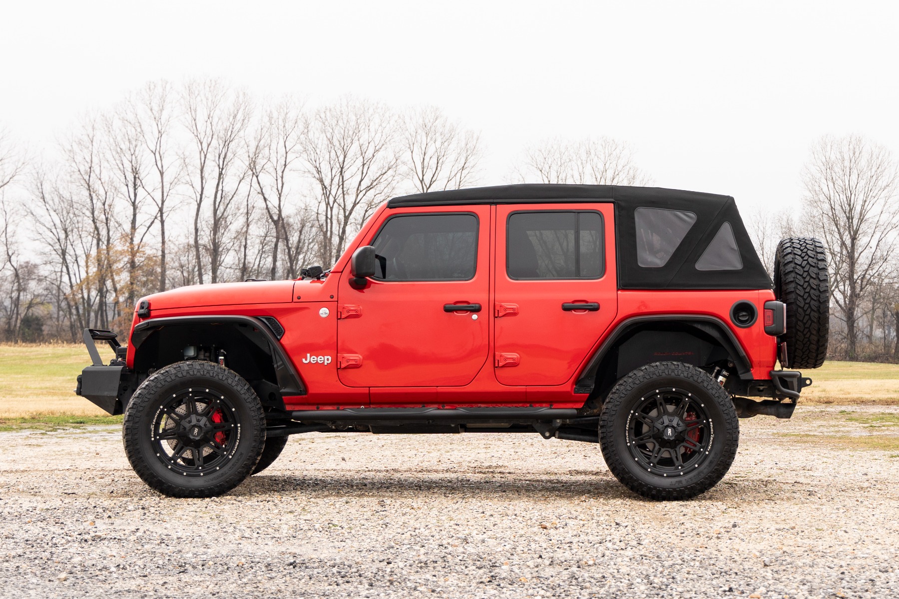 Rough Country Oval Nerf Steps 4 Door Black Jeep Wrangler Unlimited 4WD (2018-2026)
