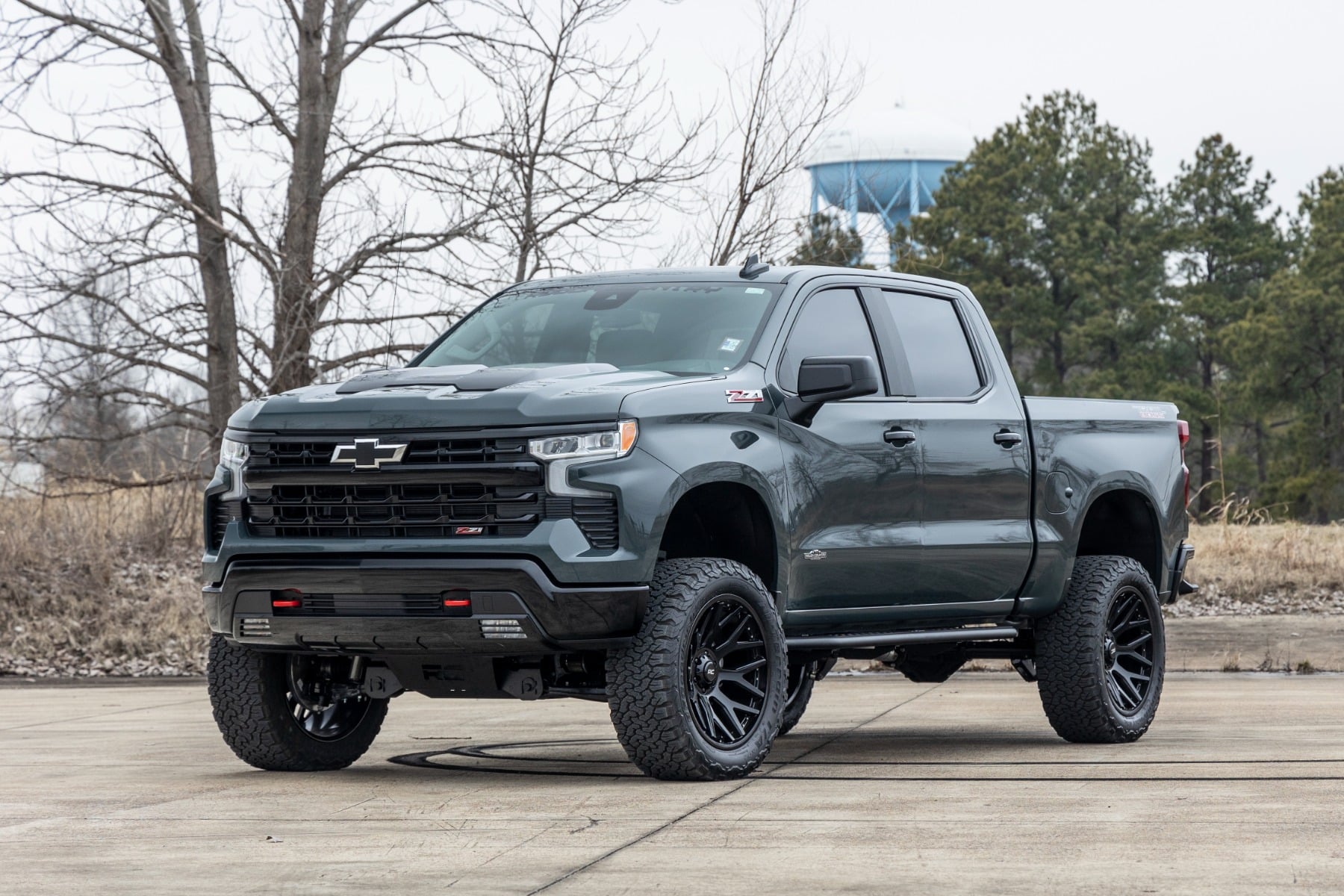 Rough Country 4 Inch Lift Kit AT4/Trailboss M1/M1 Chevy/GMC 1500 (25-26)