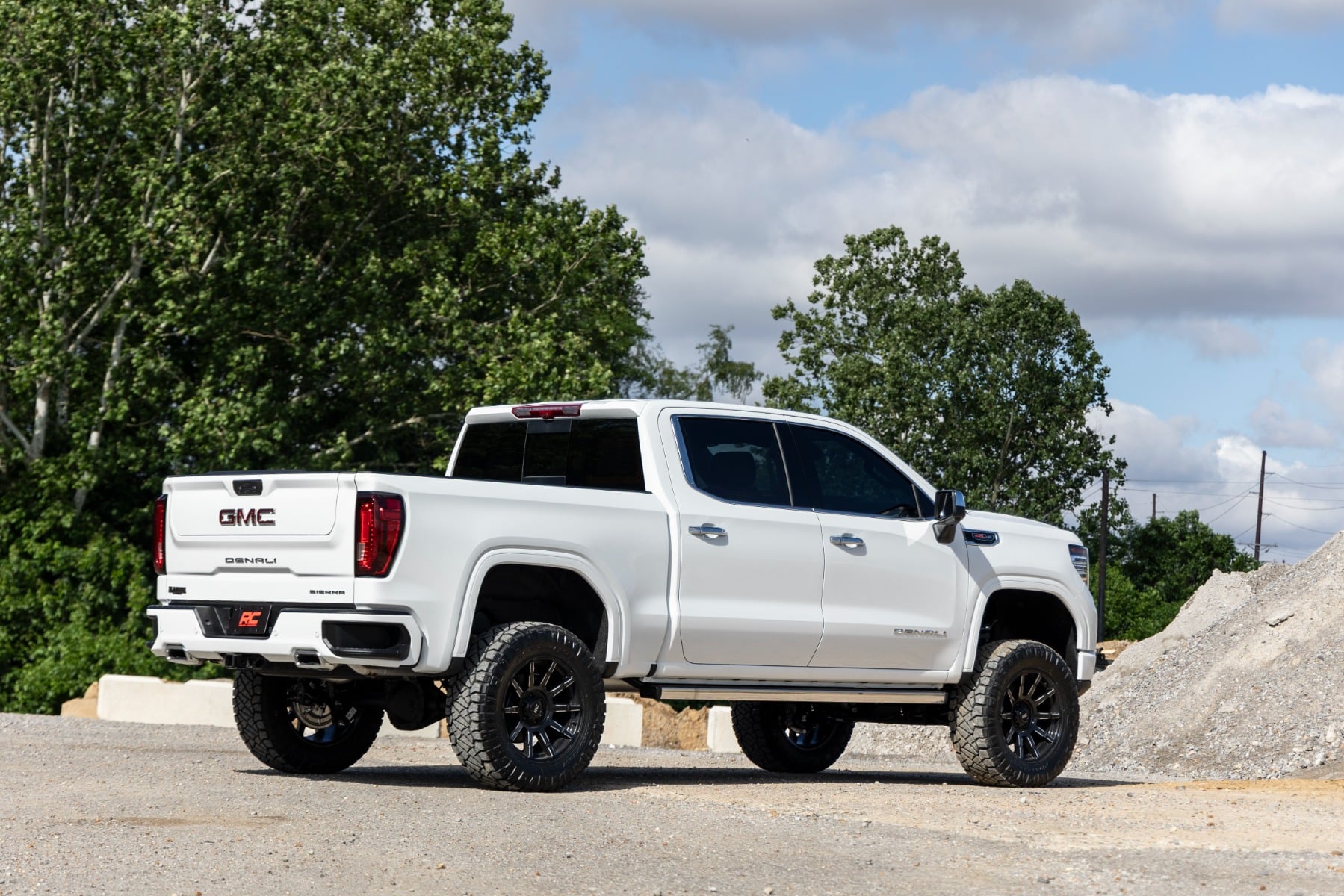 Rough Country 6 Inch Lift Kit Diesel ARC Chevy/GMC 1500 (25-26)