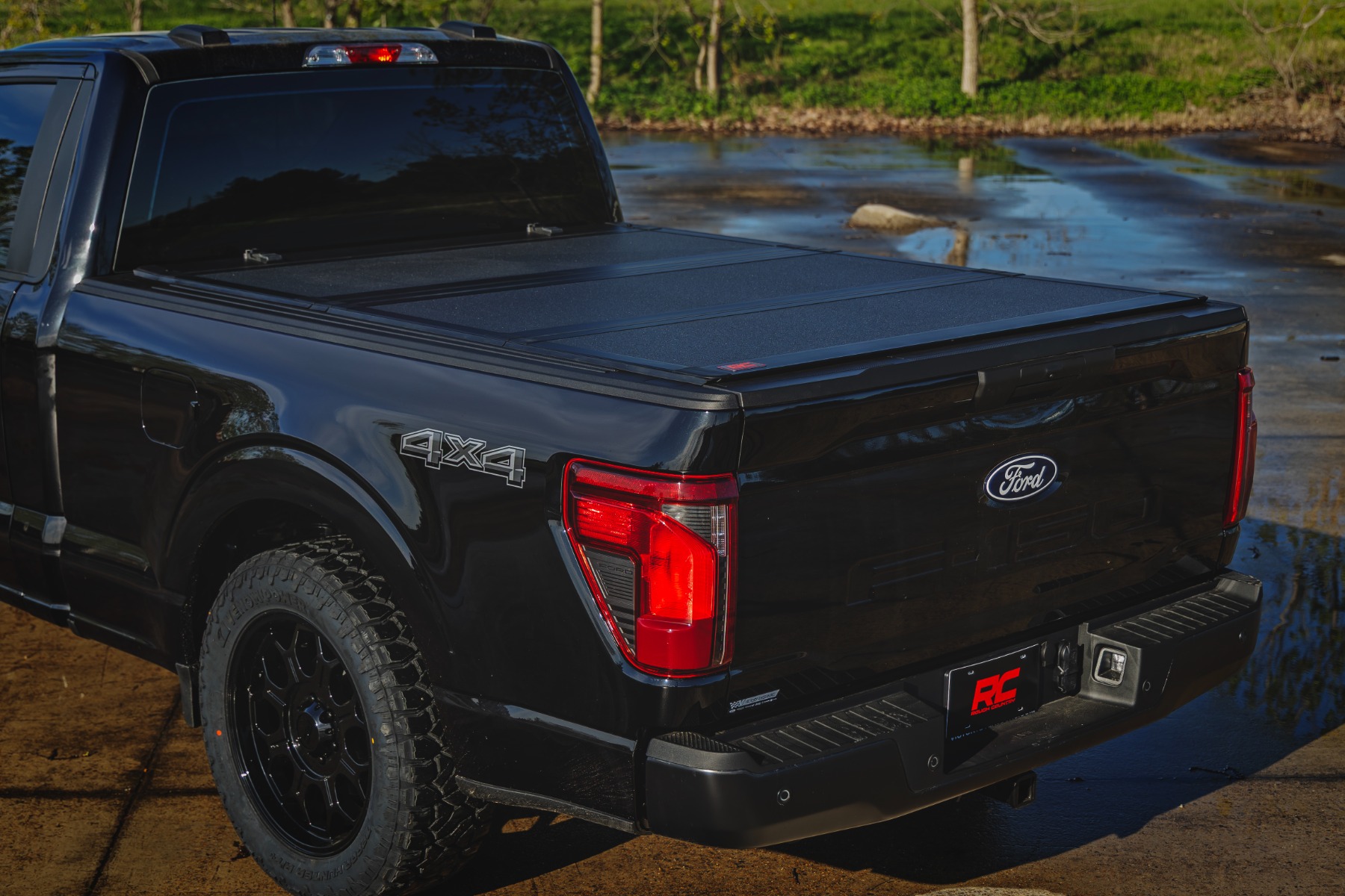 Rough Country Hard Tri-Fold Flip Up Bed Cover 6β7β³ Bed Ford F-150 2WD/4WD (2021-2026)
