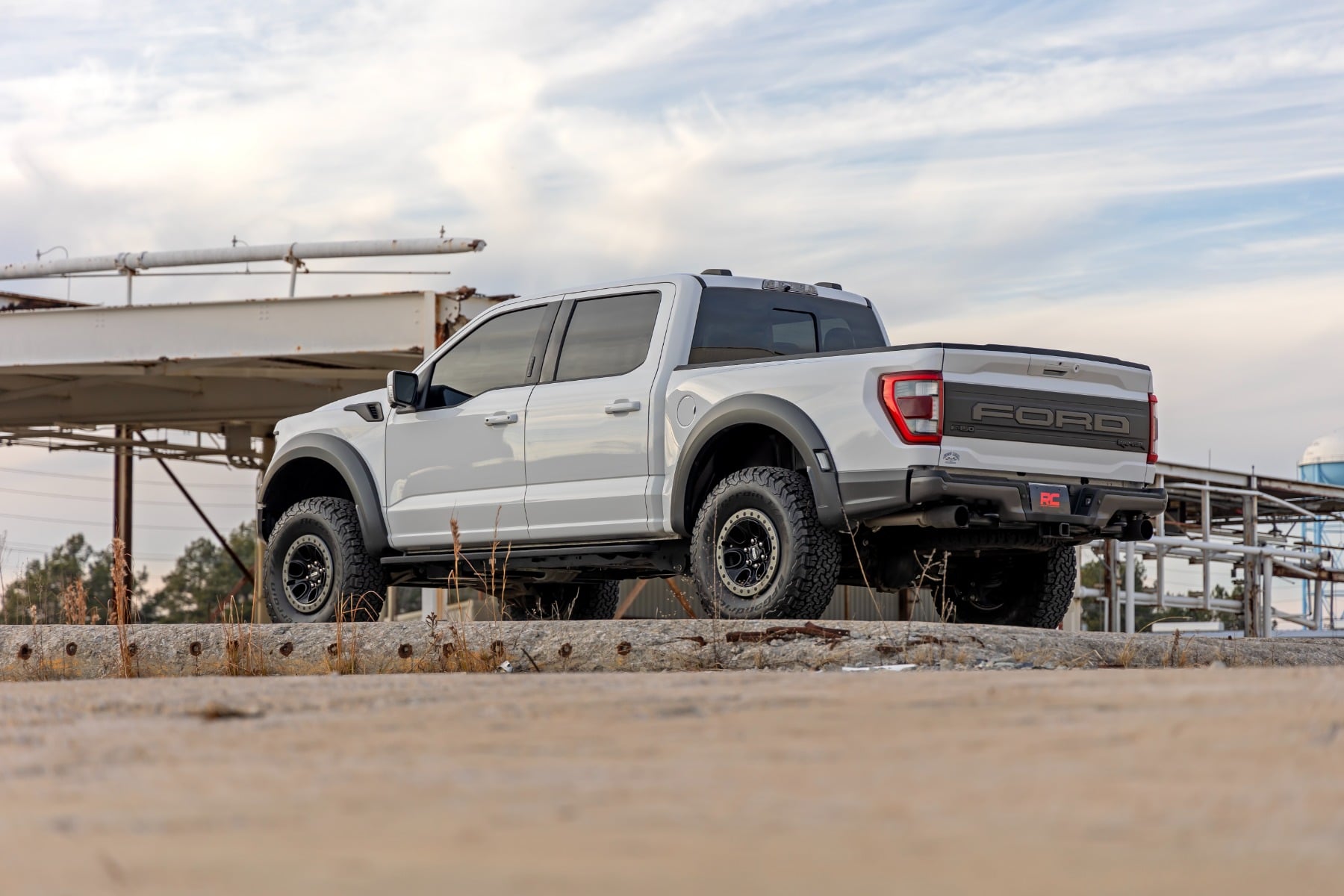 Rough Country 2.25 Inch Coil Spring Lift Kit Ford F-150 Raptor 4WD (2021-2026)