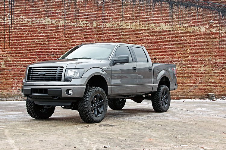 Rough Country 6 Inch Lift Kit Ford F-150 4WD (2014)