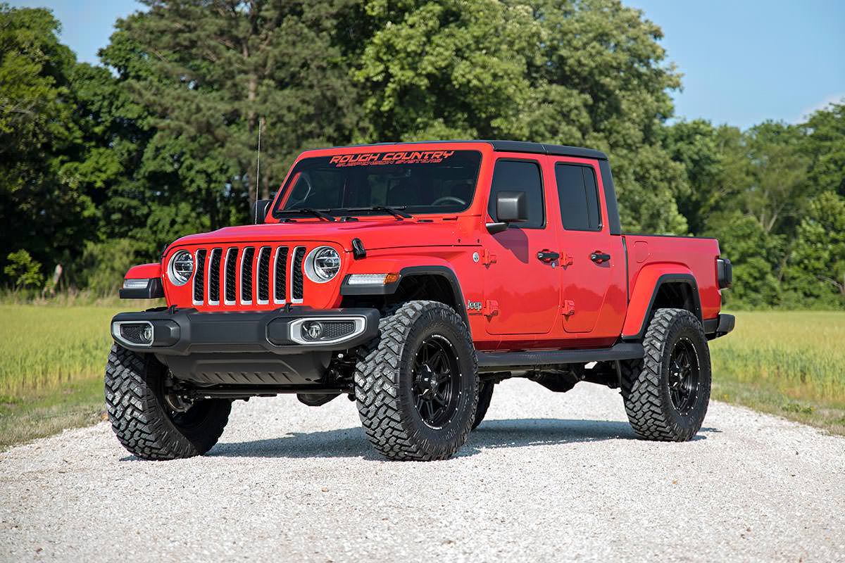 Rough Country 3.5 Inch Lift Kit Springs M1R Jeep Gladiator JT 4WD (2020-2023)