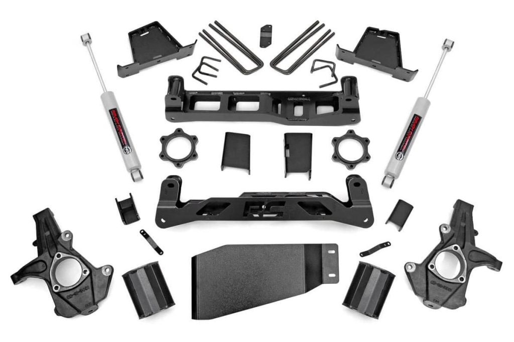 Rough Country 7.5 Inch Lift Kit Chevy Silverado & GMC Sierra 1500 4WD (2007-2013)