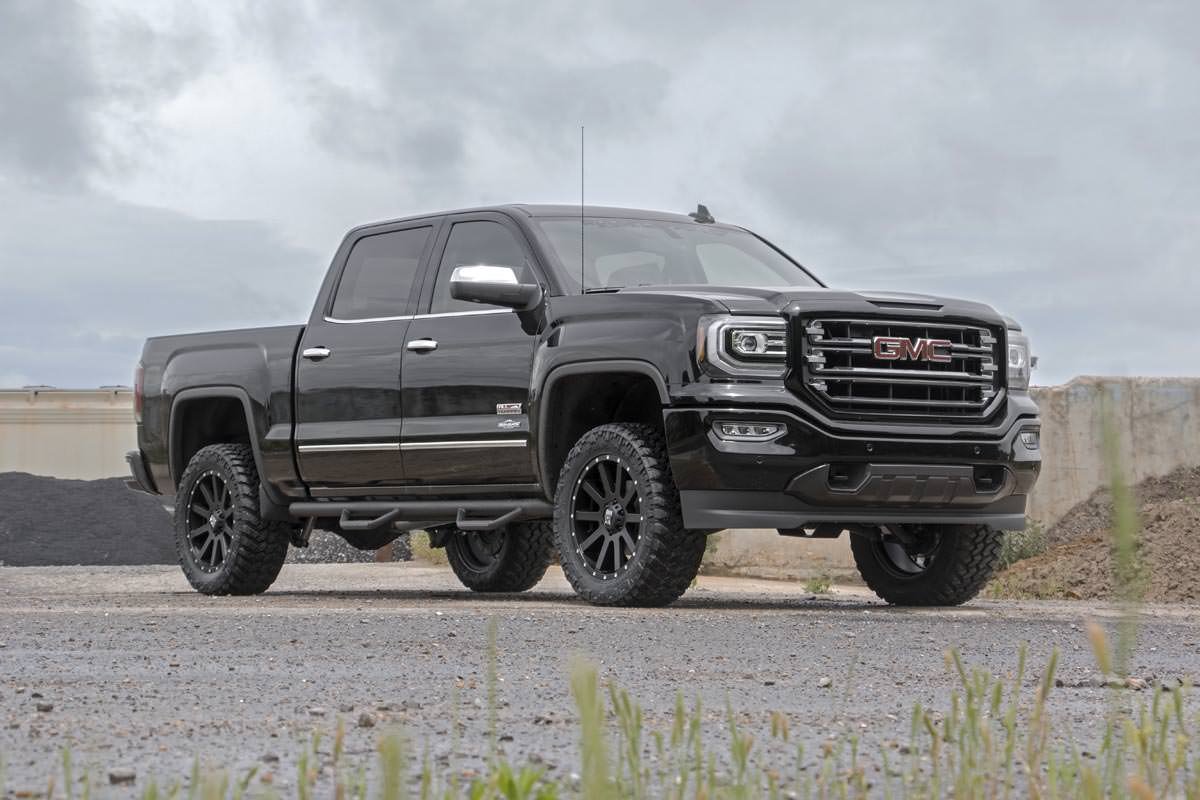 Rough Country 3.5 Inch Lift Kit Forged UCA Vertex/V2 Chevy/GMC 1500 (07-16)