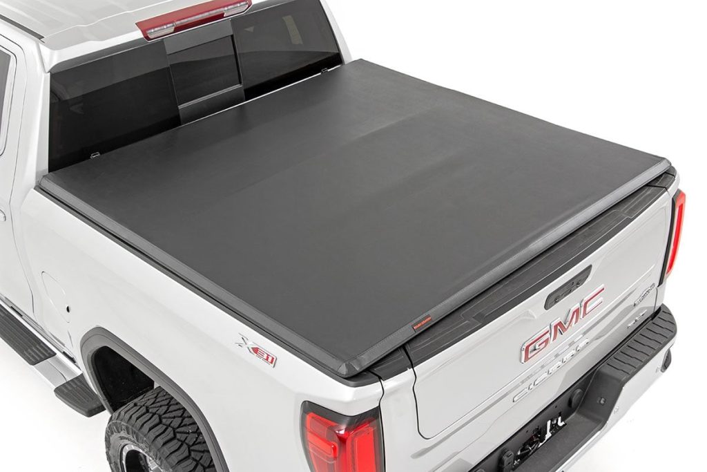 Rough Country Soft Tri-Fold Bed Cover 6’7″ Bed Chevy/GMC Sierra 1500 (19-26)/Silverado 1500 (19-26)