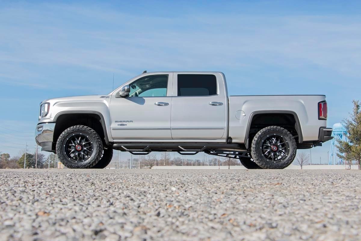 Rough Country 3.5 Inch Lift Kit Cast Steel LCA FR N3 Chevy/GMC 1500 (14-18 & Classic)