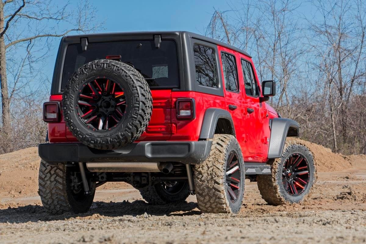 Rough Country 3.5 Inch Lift Kit C/A Drop Stage 1 M1 Jeep Wrangler Unlimited (18-23)