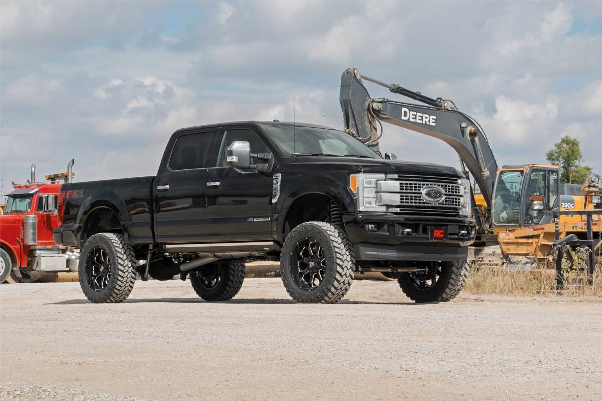 Rough Country 6 Inch Lift Kit Diesel OVLD C/O V2 Ford F-250/F-350 Super Duty (17-22)
