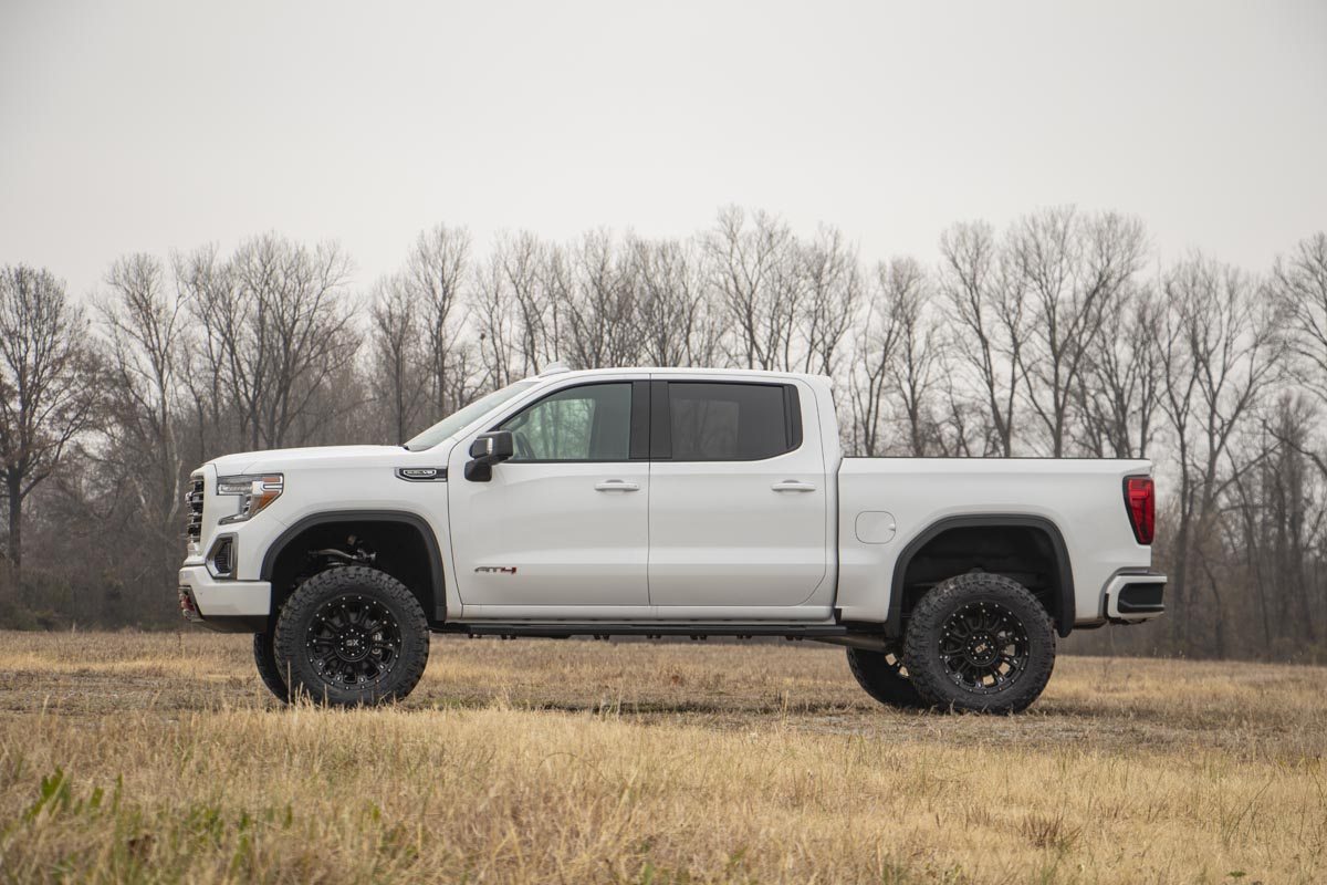 Rough Country 4 Inch Lift Kit Diesel Chevy/GMC Sierra 1500 (19-24)/Silverado 1500 (19-24)