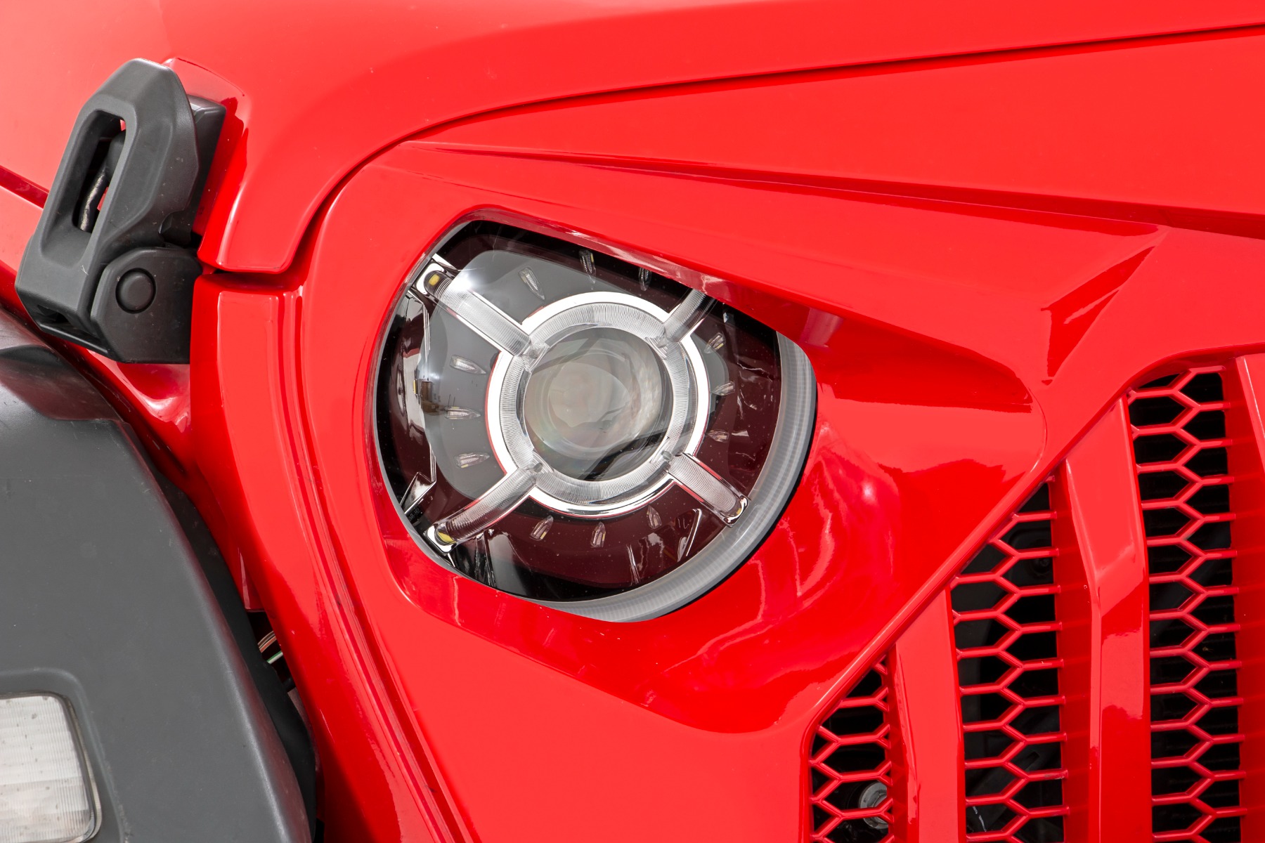 Rough Country 9 Inch DRL Halo LED Headlights DOT Approved Jeep Gladiator JT/Wrangler JL (18-26)