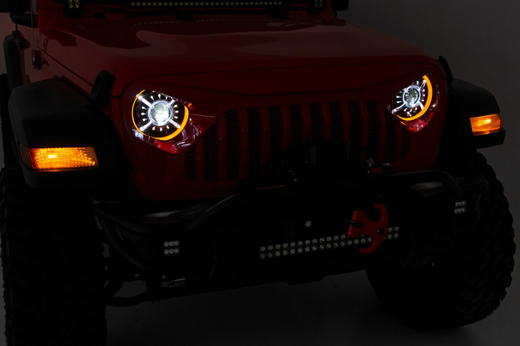 Rough Country 9 Inch DRL Halo LED Headlights DOT Approved Jeep Gladiator JT/Wrangler JL (18-26)