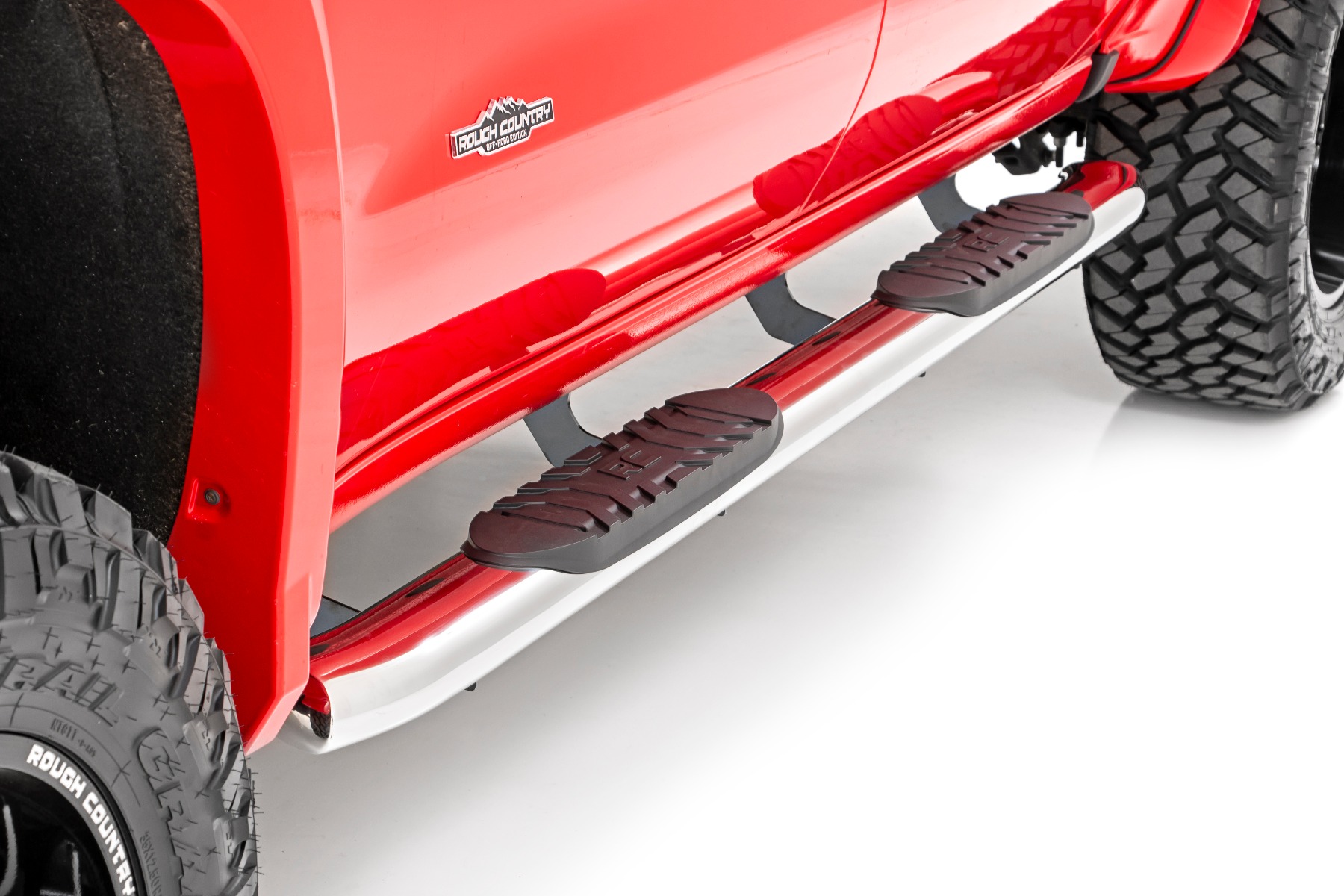 Rough Country Oval Nerf Steps Stainless Crew Cab Chevy/GMC 1500/2500HD/3500HD (19-26)