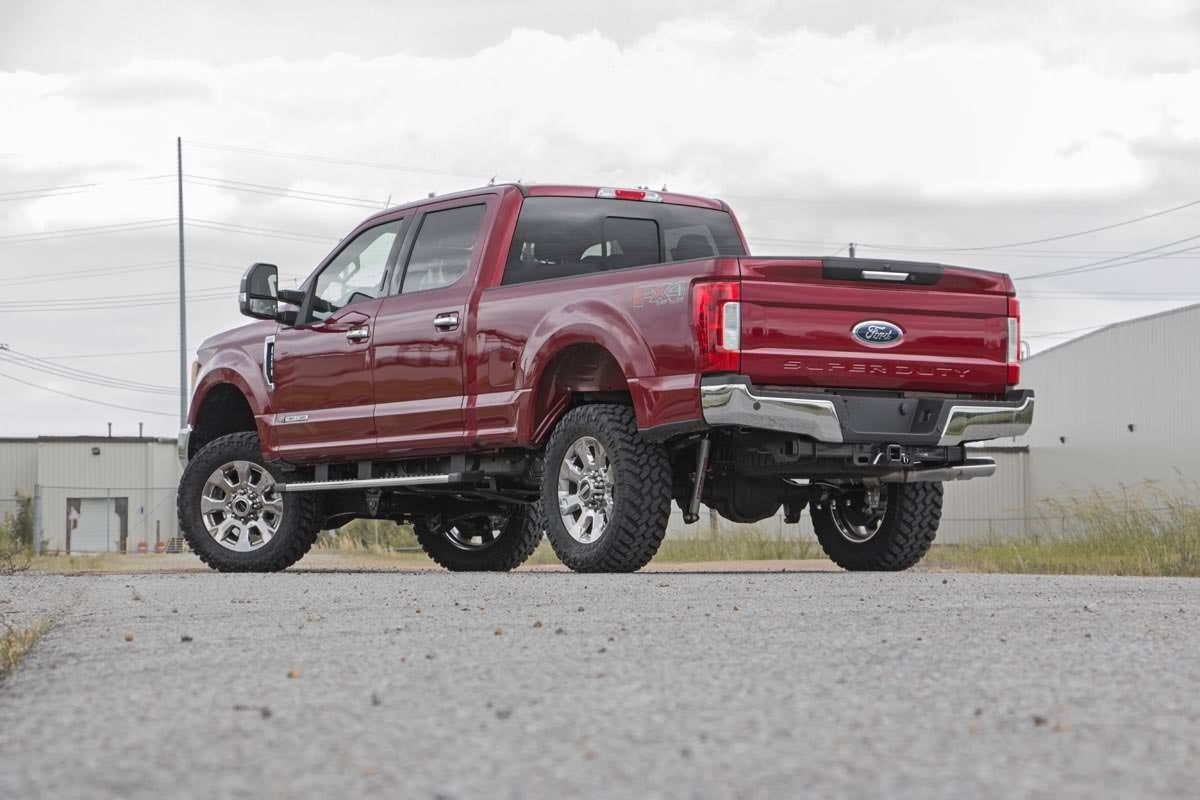Rough Country 3 Inch Lift Kit M1 Ford F-250 Super Duty 4WD (2017-2022)