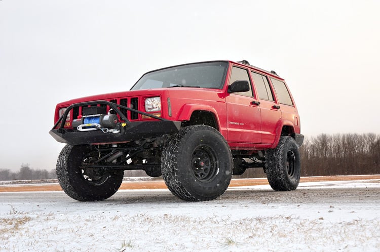 Rough Country 6.5 Inch Lift Kit X-Series Jeep Cherokee XJ 2WD/4WD (1984-2001)
