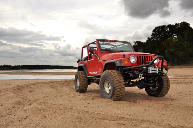 Rough Country 6 Inch Lift Kit Long Arm V2 Jeep Wrangler TJ 4WD (1997-2006)